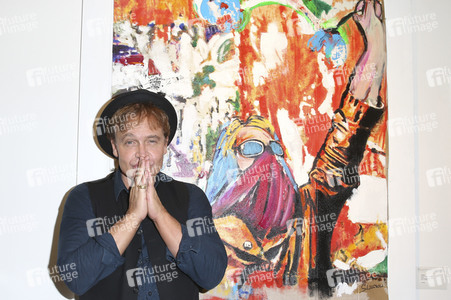 Kunstausstellung 'Life is a Journey' in Hamburg
