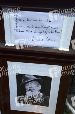 Trauer um Leonard Cohen in New York