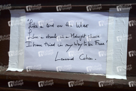Trauer um Leonard Cohen in New York