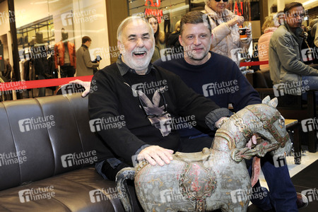 Promi Charity Flomarkt in Berlin