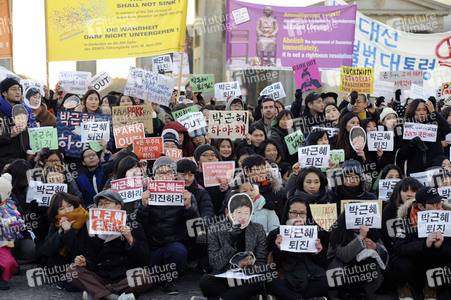 Demonstration gegen Park Geun-hye in Berlin