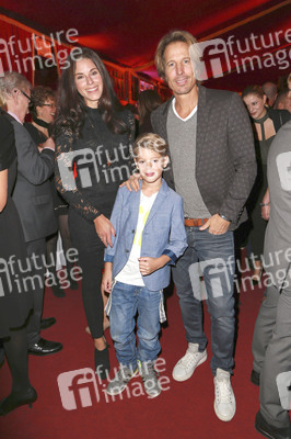 Cornelia Poletto Palazzo Gala Premiere in Hamburg