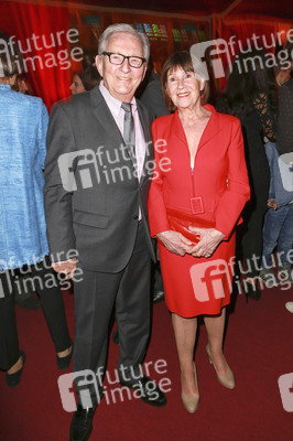 Cornelia Poletto Palazzo Gala Premiere in Hamburg