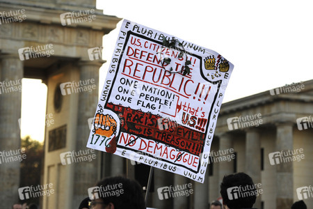 Protest gegen Donald Trump in Berlin