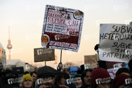 Protest gegen Donald Trump in Berlin