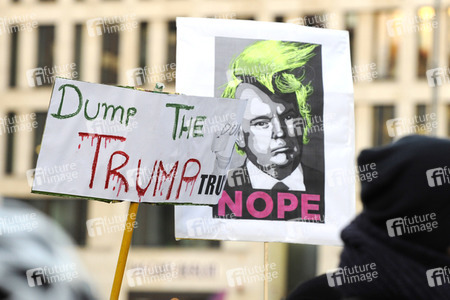 Protest gegen Donald Trump in Berlin