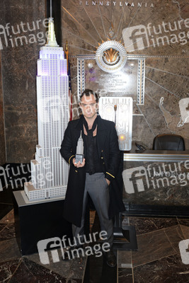 Jude Law bei der IIllumination des Empire State Buildings in New York