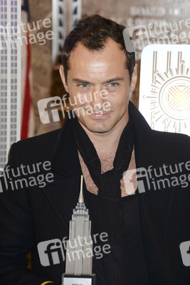 Jude Law bei der IIllumination des Empire State Buildings in New York