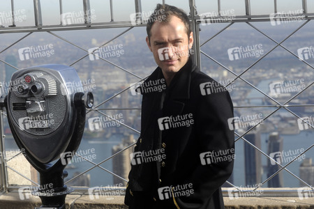Jude Law bei der IIllumination des Empire State Buildings in New York