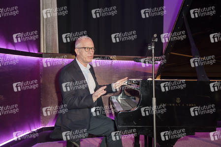 Pressetermin mit James Newton Howard in Berlin