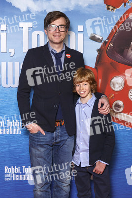 Filmpremiere 'Robbi, Tobbi und das Fliewatüüt' in Köln