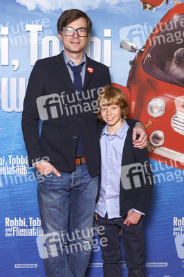 Filmpremiere 'Robbi, Tobbi und das Fliewatüüt' in Köln