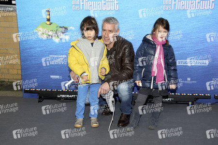 Filmpremiere 'Robbi, Tobbi und das Fliewatüüt' in Berlin