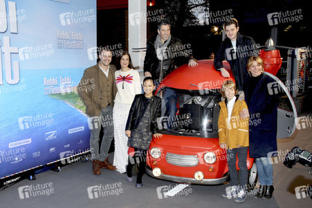 Filmpremiere 'Robbi, Tobbi und das Fliewatüüt' in Berlin