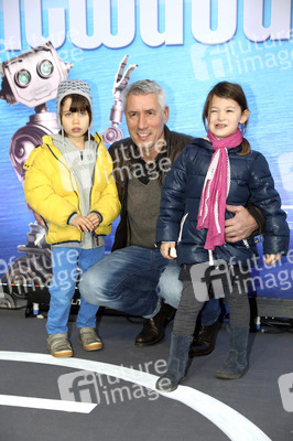 Filmpremiere 'Robbi, Tobbi und das Fliewatüüt' in Berlin