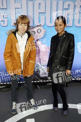Filmpremiere 'Robbi, Tobbi und das Fliewatüüt' in Berlin