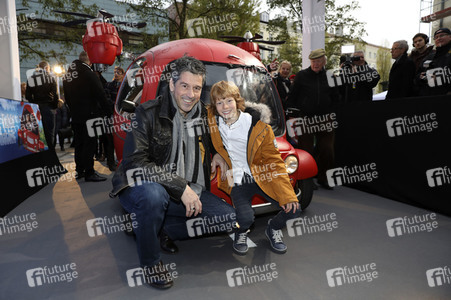 Filmpremiere 'Robbi, Tobbi und das Fliewatüüt' in Berlin