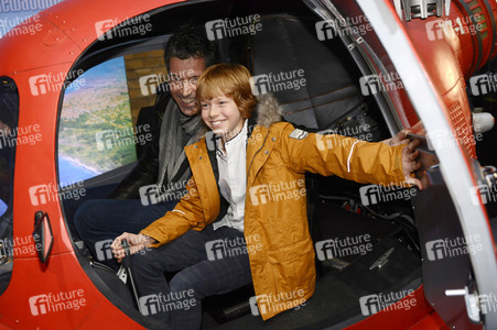 Filmpremiere 'Robbi, Tobbi und das Fliewatüüt' in Berlin
