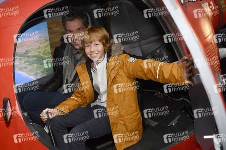 Filmpremiere 'Robbi, Tobbi und das Fliewatüüt' in Berlin
