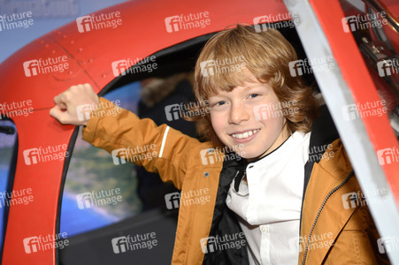 Filmpremiere 'Robbi, Tobbi und das Fliewatüüt' in Berlin
