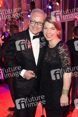 Benefizgala 'Künstler gegen Aids - Die Gala 2016' in Berlin