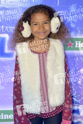 Queen Mary's Chill Tree Lighting Ceremony in Long Beach