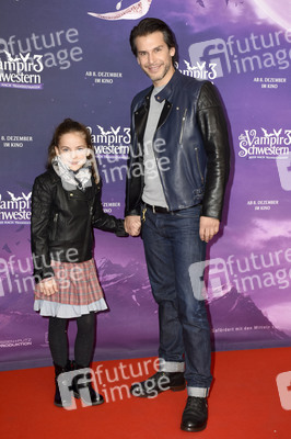 Filmpremiere 'Vampirschwestern 3 - Reise nach Transsilvanien' in München