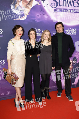 Filmpremiere 'Vampirschwestern 3 - Reise nach Transsilvanien' in München