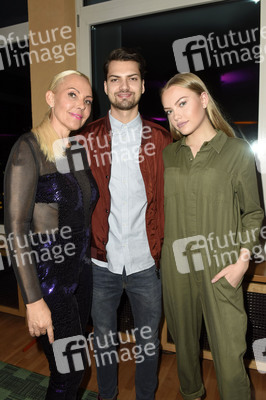 Geburtstagsparty des Youtube-Kanals Berlin Blonds in Berlin