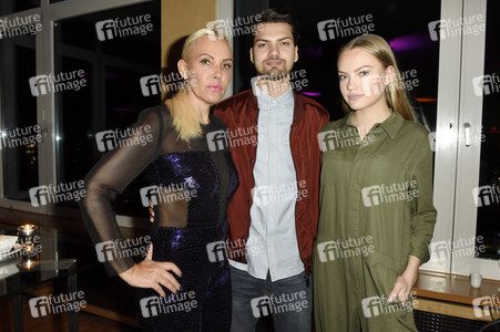 Geburtstagsparty des Youtube-Kanals Berlin Blonds in Berlin