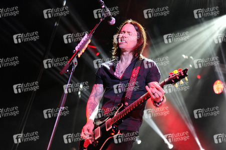Alter Bridge