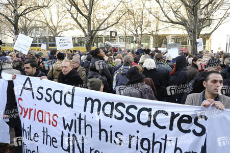 Protestkundgebung gegen russischen Militäreinsatz in Syrien in Berlin