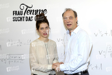 Photocall 'Frau Temme sucht das Glück' in Hamburg