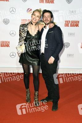 Filmpremiere 'Vier gegen die Bank' in Berlin