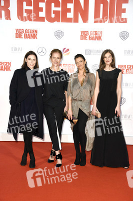Filmpremiere 'Vier gegen die Bank' in Berlin