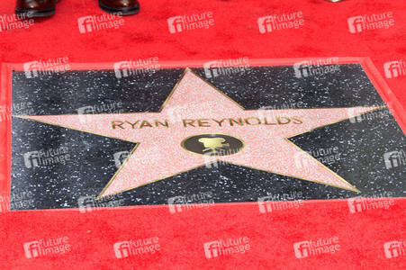Ryan Reynolds erhält einen Stern auf dem Hollywood Walk of Fame in Los Angeles