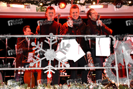Coca-Cola Weihnachtstrucks Tour 2016 in München