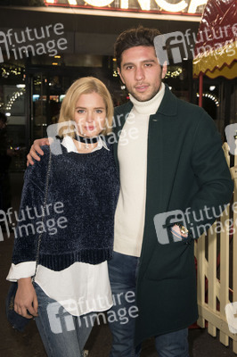 Premiere '13. Roncalli Weihnachtscircus' in Berlin