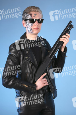 Terminator Photoshooting