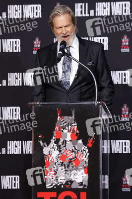 Hand and Footprint Ceremony mit Jeff Bridges in Los Angeles