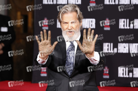 Hand and Footprint Ceremony mit Jeff Bridges in Los Angeles