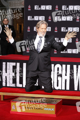 Hand and Footprint Ceremony mit Jeff Bridges in Los Angeles
