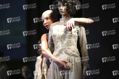 Theaterpremiere 'Sieben Sekunden Ewigkeit' in Wien