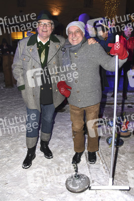 Angermaier Jubiläums Eisstock-WM in Tracht 2017 in München