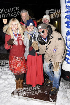 Angermaier Jubiläums Eisstock-WM in Tracht 2017 in München