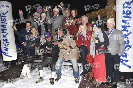 Angermaier Jubiläums Eisstock-WM in Tracht 2017 in München