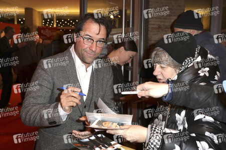 Filmpremiere 'Die Blumen von gestern' in Berlin