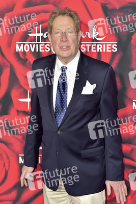 Hallmark Channel und Hallmark Movies and Mysteries Winter 2017 TCA Press Tour in Pasadena