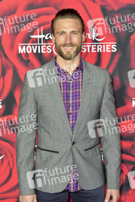 Hallmark Channel und Hallmark Movies and Mysteries Winter 2017 TCA Press Tour in Pasadena