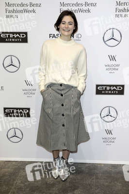 Hien Le Fashion Show auf der Mercedes-Benz Fashion Week Berlin Autumn/Winter 2017